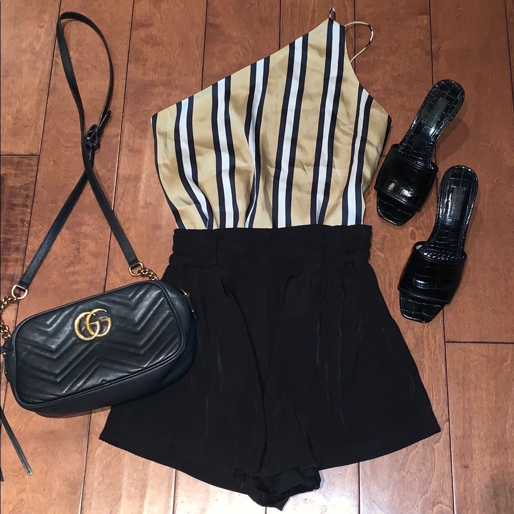 Finders Keepers More Time Top Beige/Blk Top Sm NWT